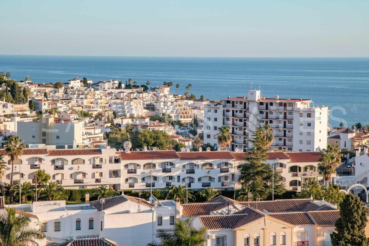 Apartamento Spectacular Sea Views From Solana 5 Street, Nerja Exterior foto